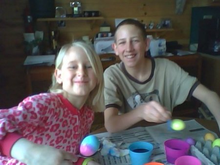 shannon and josh coloring easter eggs