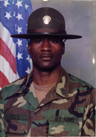 DRILL SERGEANT PHOTO, APR 1998 TO APR 2000