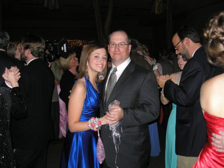 Alexis' prom 2006 - Traditional first dance with Dad