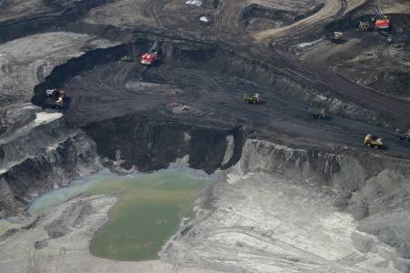 Oil sands mine at Syncrude