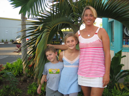 Mom and Kids on Kirra's 10th