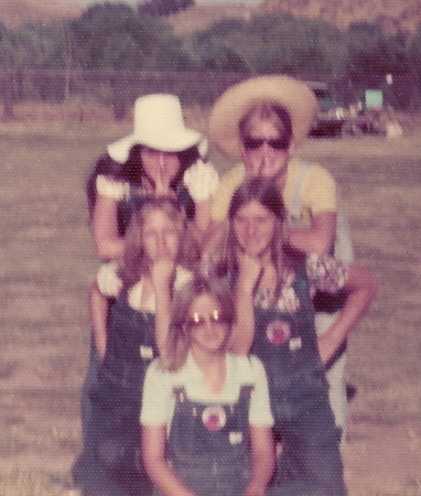 Valerie, Marilyn, Connie, Shannon and Jenni