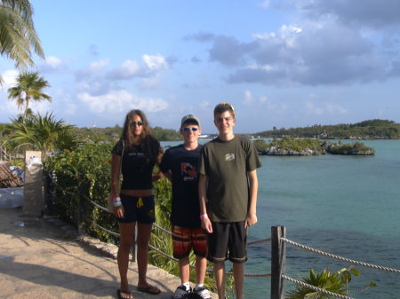 Our 3 teens in Cancun