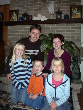 My oldest son Jeremy, girlfriend Kelly. Front row: Ashley, Nathanial, Katarina