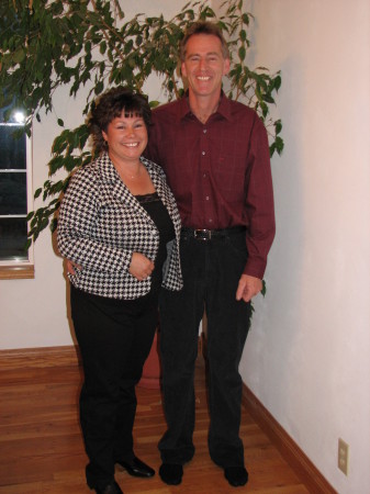 Tami and her husband  Mark lincoln 2005