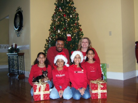 FAMILY PIC CHRISTMAS 2006