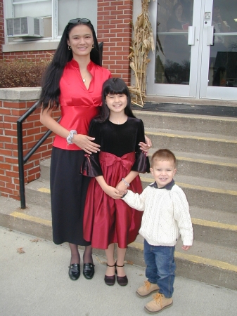 Kristi, Brittni & Gregory Thanksgiving 2005