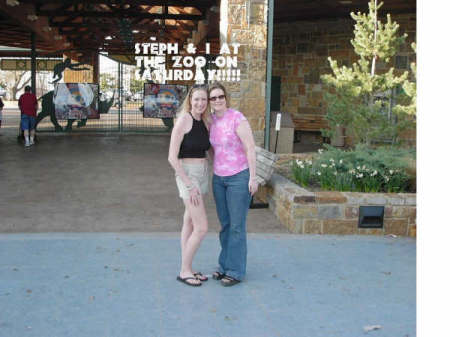 STEPH & I AT THE ZOO