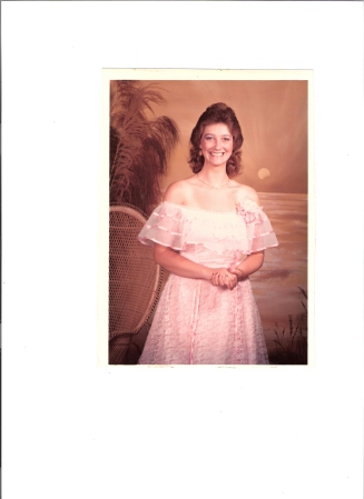 lisa  senior prom   age 18   1985