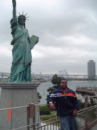 Me and the statue of liberty in Tokoyo