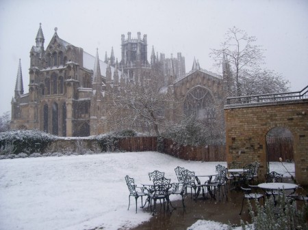 ely_cathedral_snow