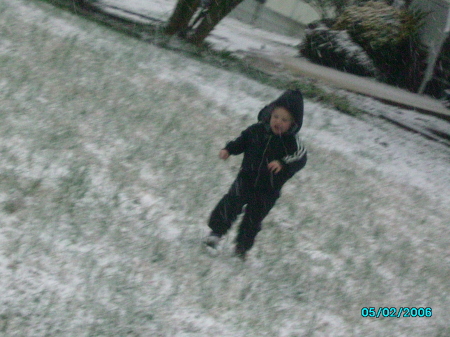 Noah's first snow