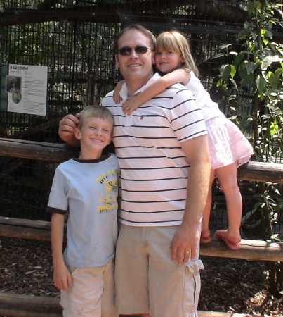 Shawn n the kids at the zoo