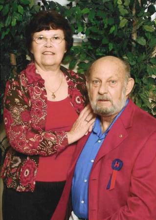          Ben and Geneese-1957 HHS-50th Reunion Oct 2007