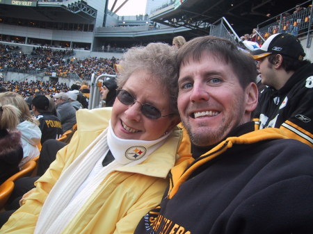 Mom&Me at Steelers Game
