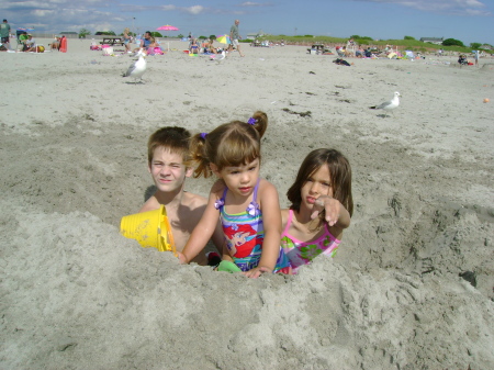 Ryan,Lauren and Lindsey-Summer 2007