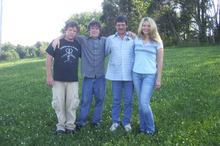 Keith, Cody, Ed, Lisa 2007