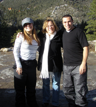 snow day 2007-Me with my kids