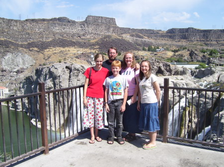 Family photo at Shoshone Falls, Idaho, Aug. 2007