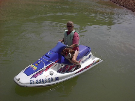 Betty, Bubba & jetski at Shasta