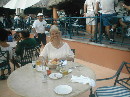 Pat in Acapulco