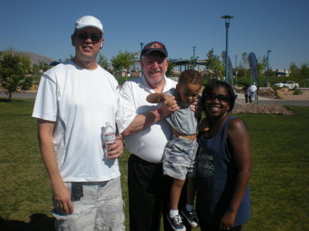 The family and Mayor Oscar Goodman