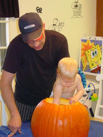 Jaiden with Dad Halloween 2005