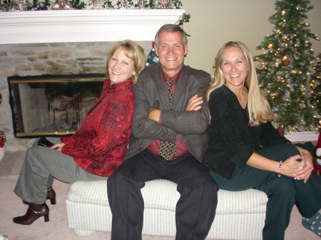 Tom & Claire Woodburn and Vicki - Dec. 1, 2007