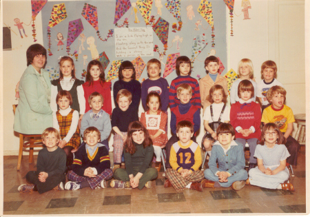Mrs Dygert's Class Kindergarten 1976-1977