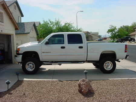 2003 GMC