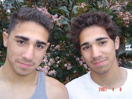 MY AWESOME TWIN SONS! DAMIAN ,A WRESTLER AND DAVID  A SKATERBOY-17 YRS.