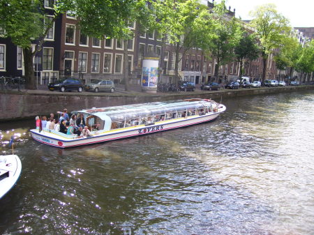 Canal taxis