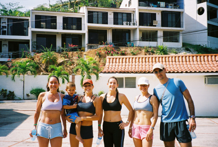 Me, my niece and her son, my cousin, my sister Cristina and my brother-in-law