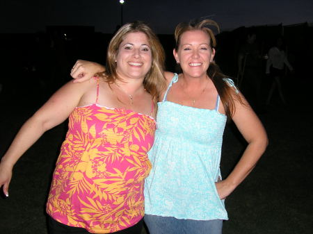 Gwen concert me and Steph!