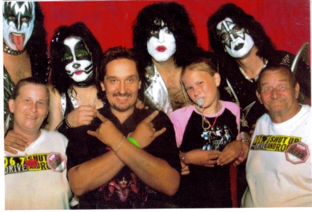 me,husband,daughter,uncle & kiss