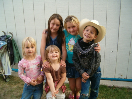 Kenz (8) Trist (8) Isaac (7) Lyndsy (5) Marissa (3)