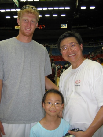 Lute Olsen Cancer Benefit Basketball Game 2007