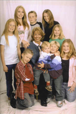 Genny & 9 grandchildren