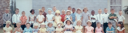 Yuma Proving Grounds Class Photo - Easter 1964