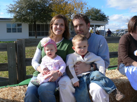 family photo at thanksgiving 06