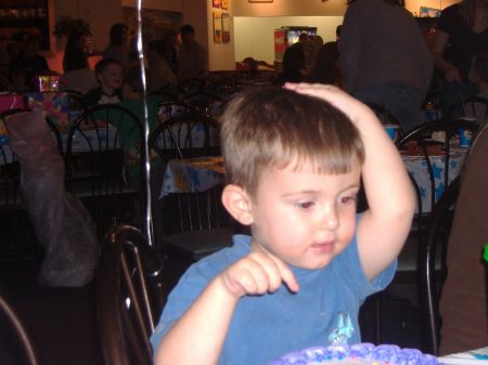 wyatt trying to pick choc or vanilla cake