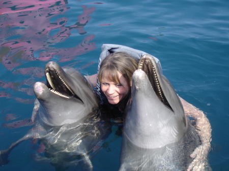 Kimberly with Dolphines 003