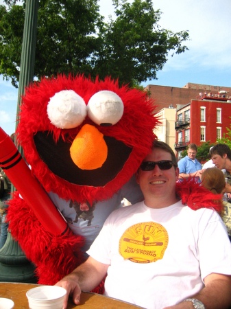 I met elmo