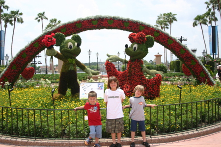 The chillun at DisneyWorld