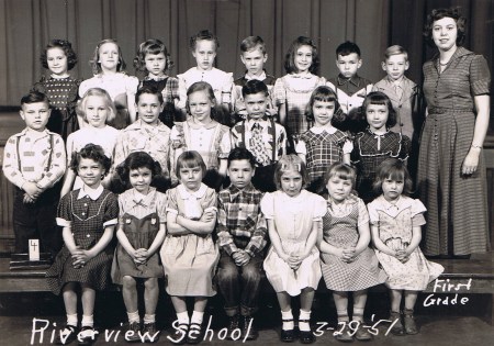 Riverview School 1951 GRADE I