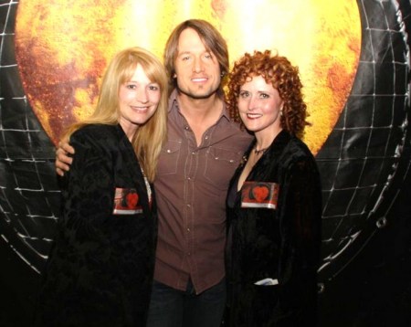 Sandy and I backstage with Keith Urban!
