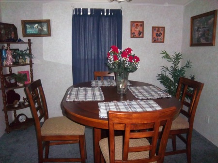 Dining room.