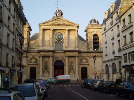 800px-eglise_notre_dame_versailles_fa%c3%a7ade