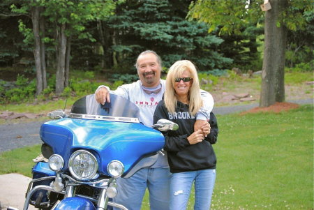 Ron and Suzie in the Poconos