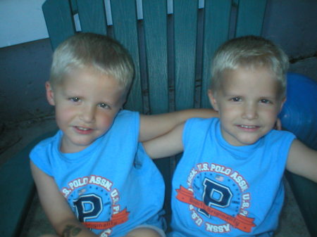 5yr twin boys conner and alex